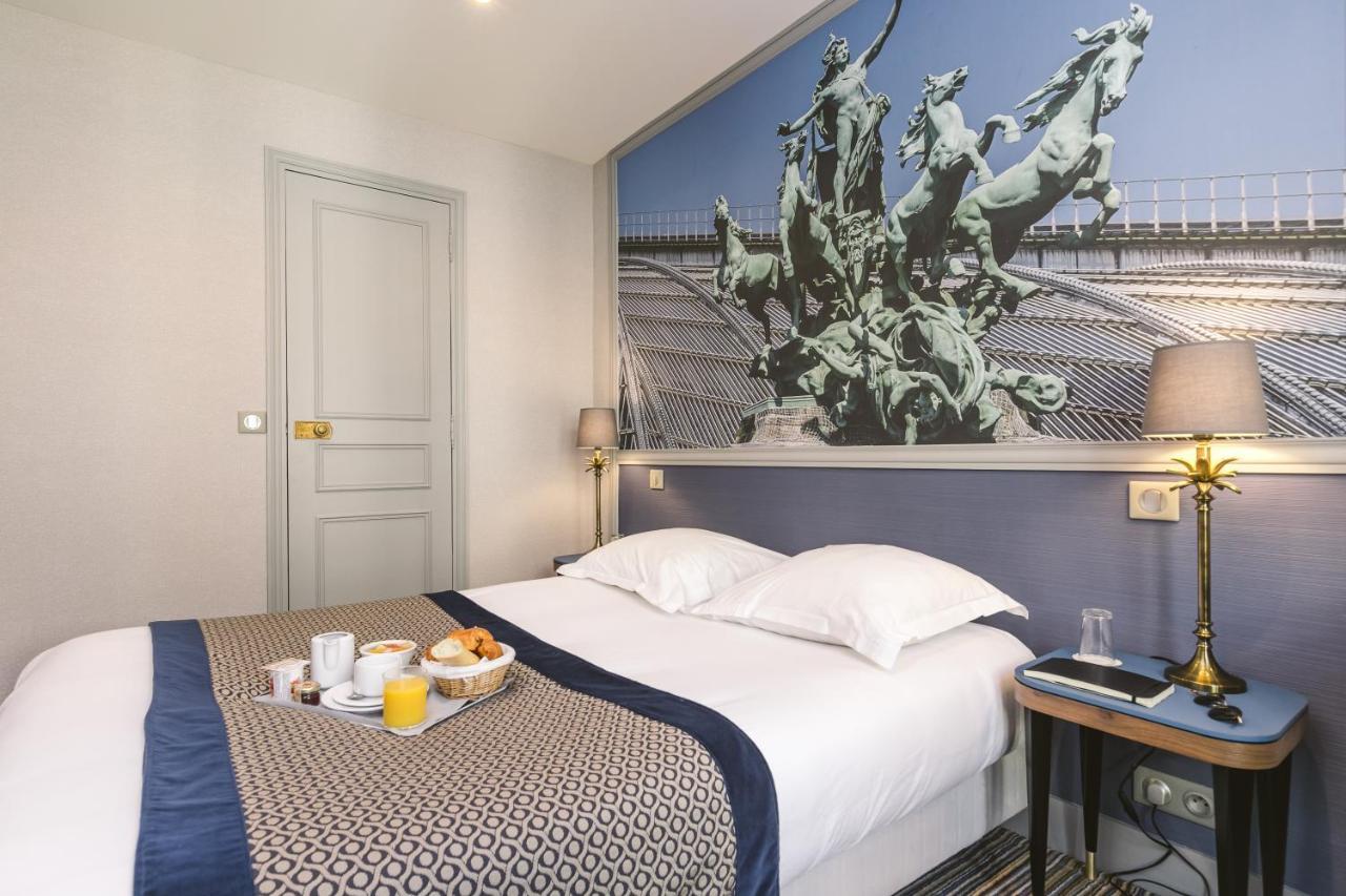 Hotel Saint Christophe ปารีส ภายนอก รูปภาพ